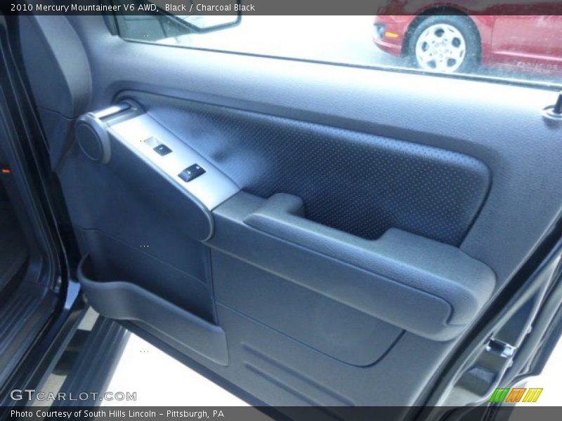 Black / Charcoal Black 2010 Mercury Mountaineer V6 AWD
