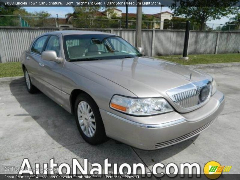 Light Parchment Gold / Dark Stone/Medium Light Stone 2003 Lincoln Town Car Signature