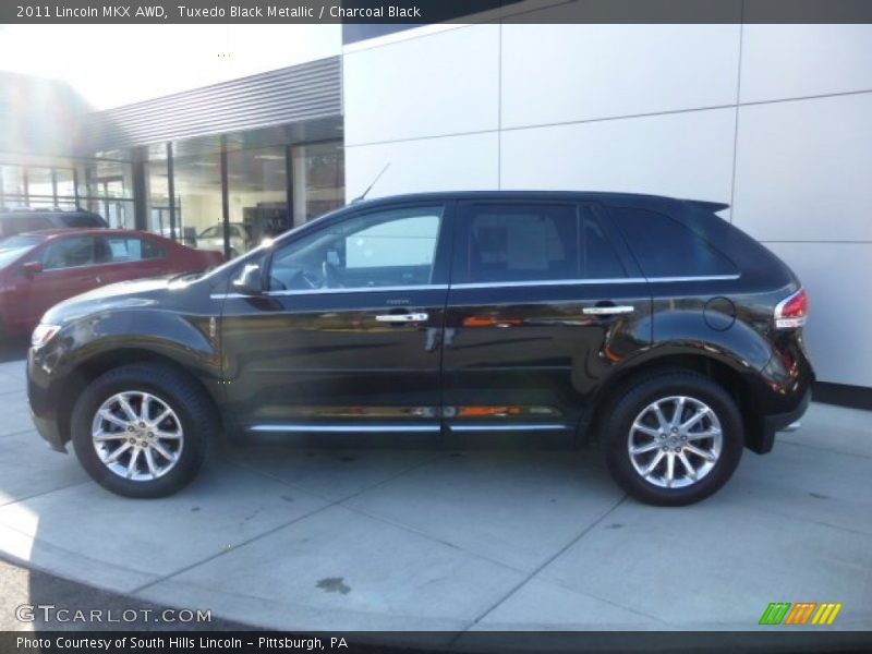 Tuxedo Black Metallic / Charcoal Black 2011 Lincoln MKX AWD