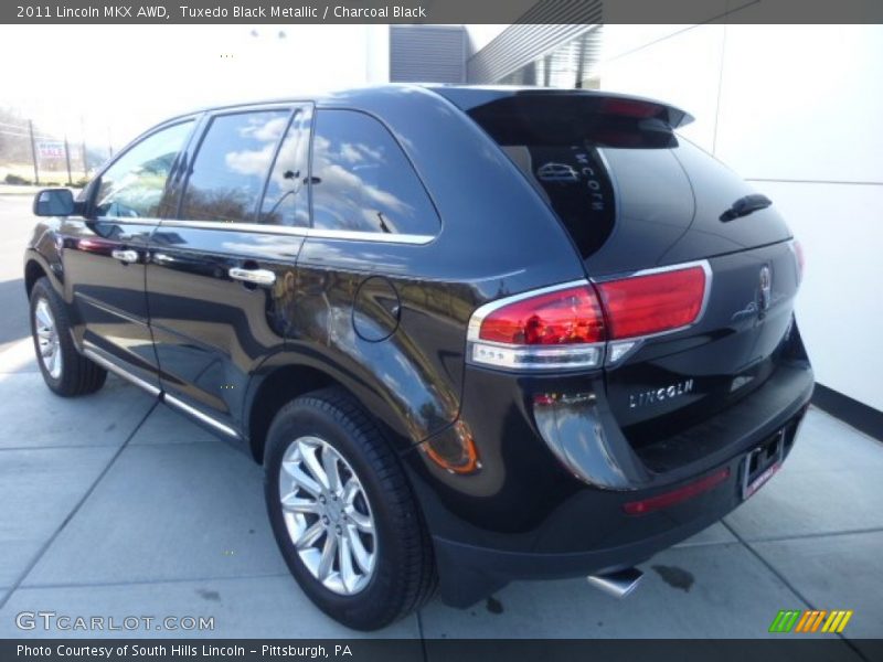 Tuxedo Black Metallic / Charcoal Black 2011 Lincoln MKX AWD