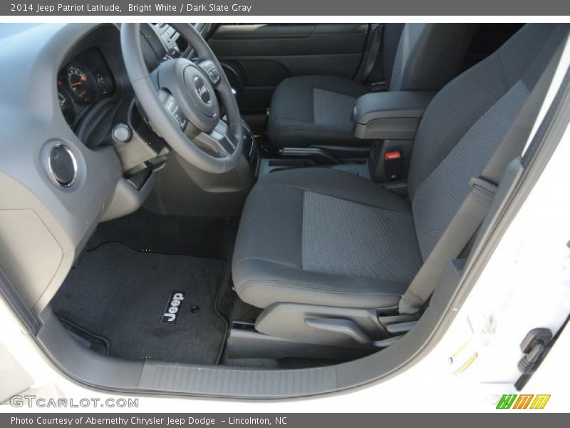 Bright White / Dark Slate Gray 2014 Jeep Patriot Latitude
