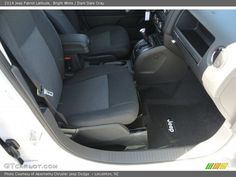 Bright White / Dark Slate Gray 2014 Jeep Patriot Latitude