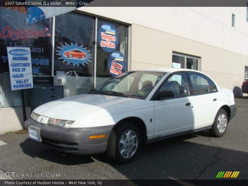 White / Gray 1997 Saturn S Series SL1 Sedan