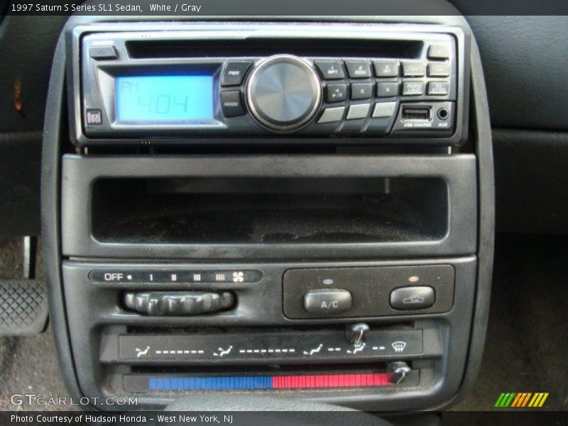 White / Gray 1997 Saturn S Series SL1 Sedan