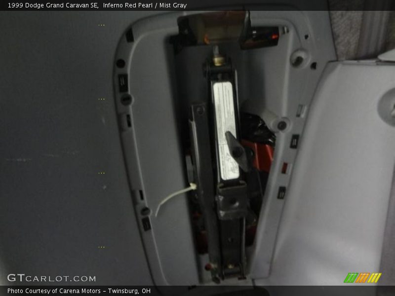 Inferno Red Pearl / Mist Gray 1999 Dodge Grand Caravan SE