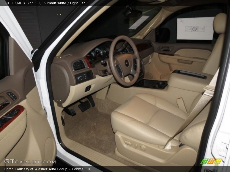 Summit White / Light Tan 2013 GMC Yukon SLT