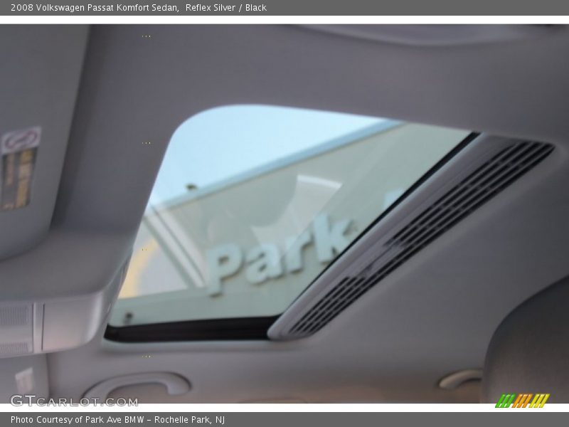 Reflex Silver / Black 2008 Volkswagen Passat Komfort Sedan