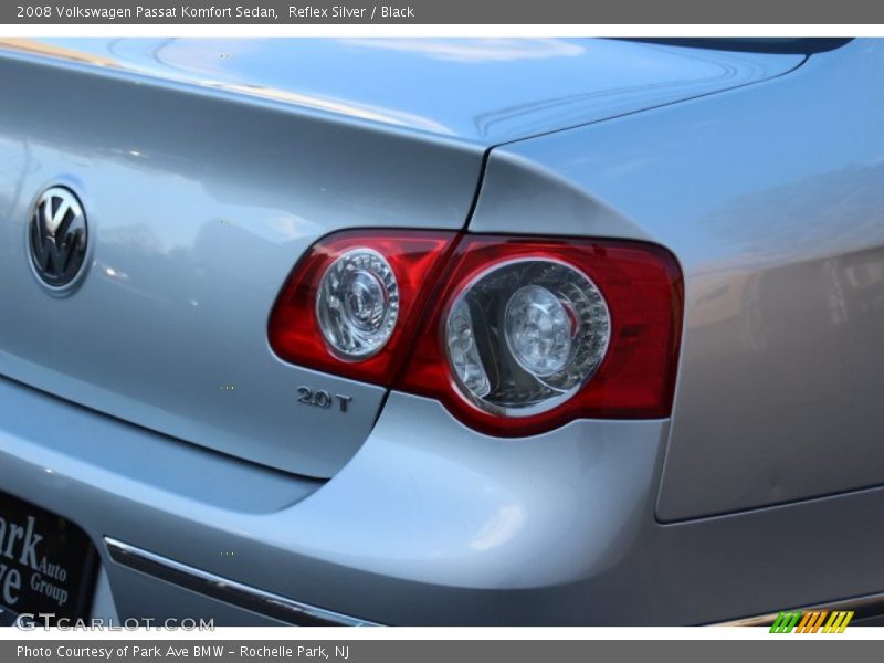 Reflex Silver / Black 2008 Volkswagen Passat Komfort Sedan