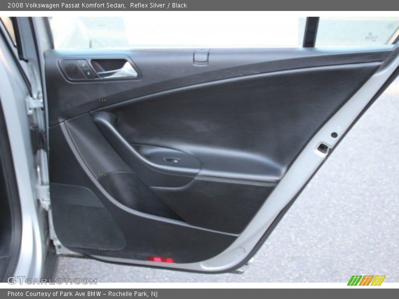 Reflex Silver / Black 2008 Volkswagen Passat Komfort Sedan
