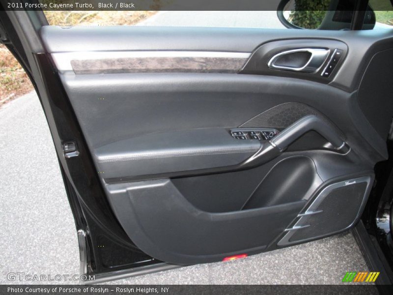 Door Panel of 2011 Cayenne Turbo