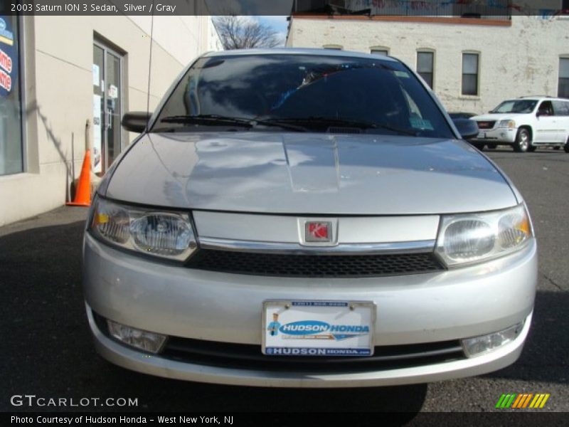 Silver / Gray 2003 Saturn ION 3 Sedan