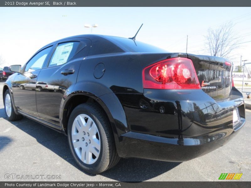 Black / Black 2013 Dodge Avenger SE