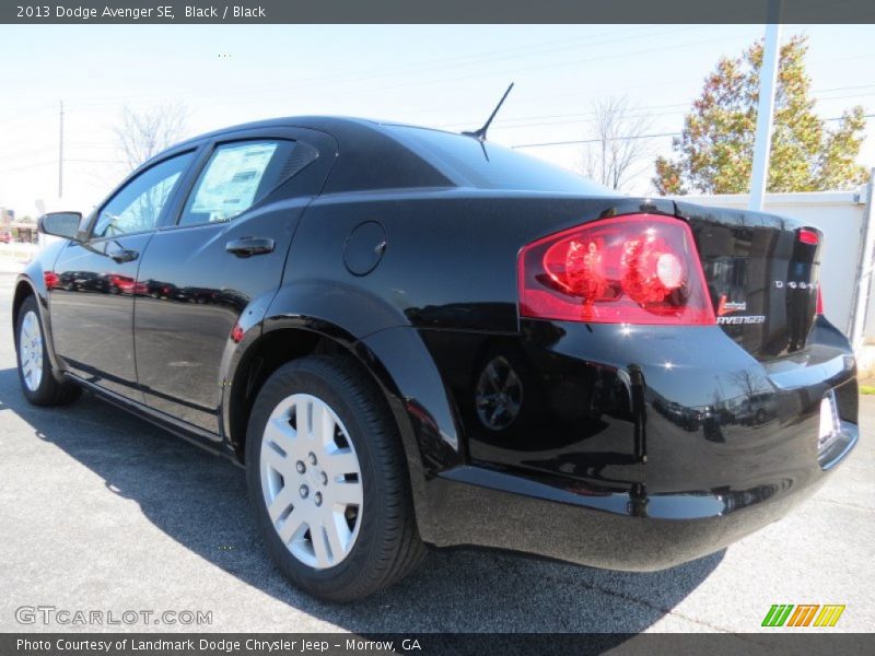 Black / Black 2013 Dodge Avenger SE