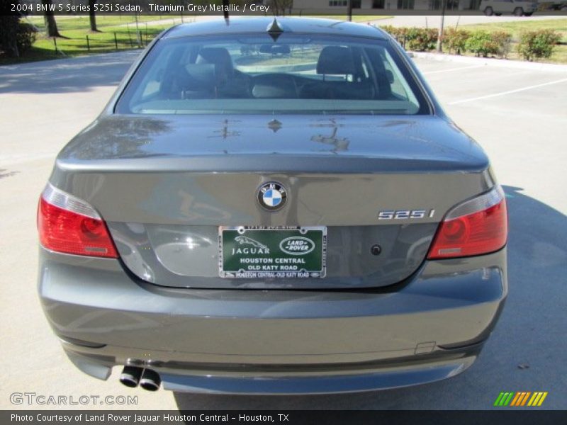 Titanium Grey Metallic / Grey 2004 BMW 5 Series 525i Sedan