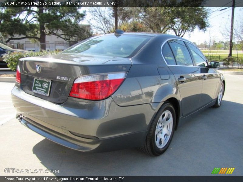 Titanium Grey Metallic / Grey 2004 BMW 5 Series 525i Sedan