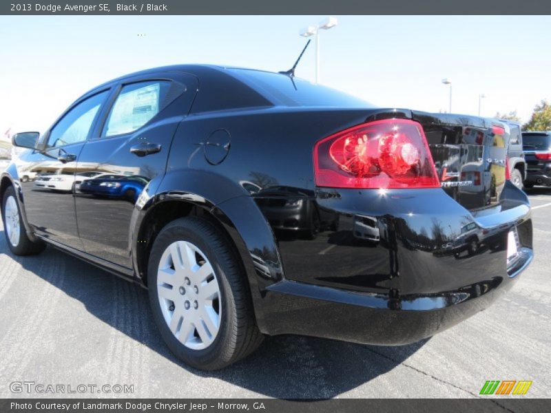 Black / Black 2013 Dodge Avenger SE