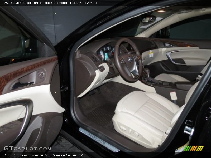 Black Diamond Tricoat / Cashmere 2013 Buick Regal Turbo