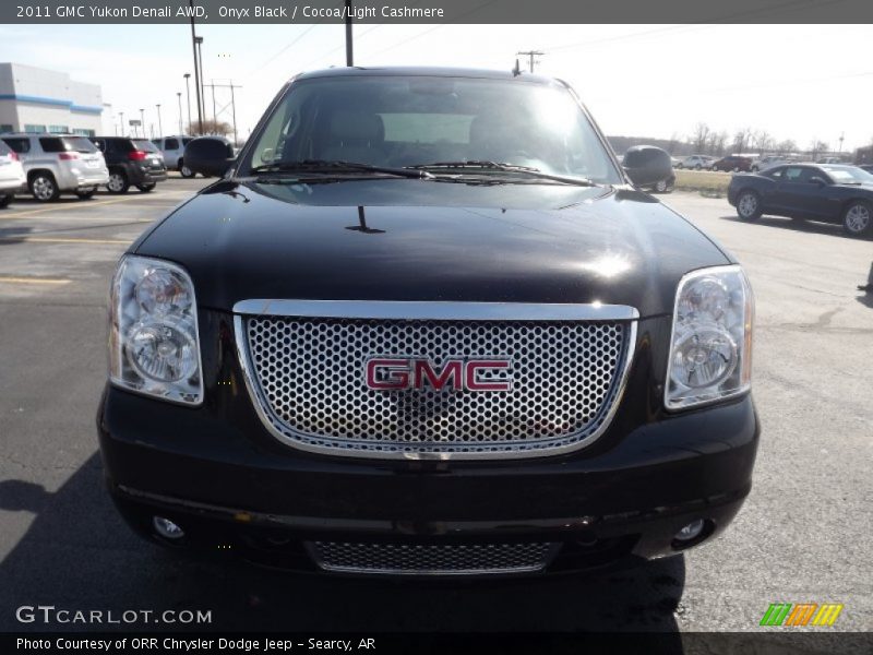 Onyx Black / Cocoa/Light Cashmere 2011 GMC Yukon Denali AWD