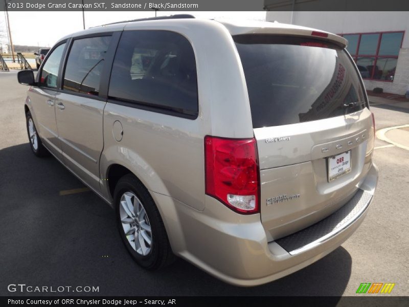 Sandstone / Black/Sandstorm 2013 Dodge Grand Caravan SXT