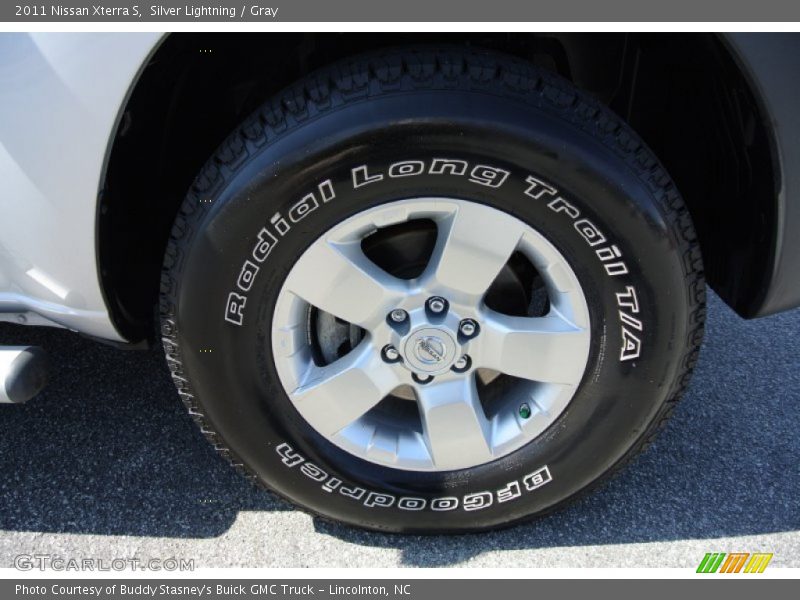 Silver Lightning / Gray 2011 Nissan Xterra S