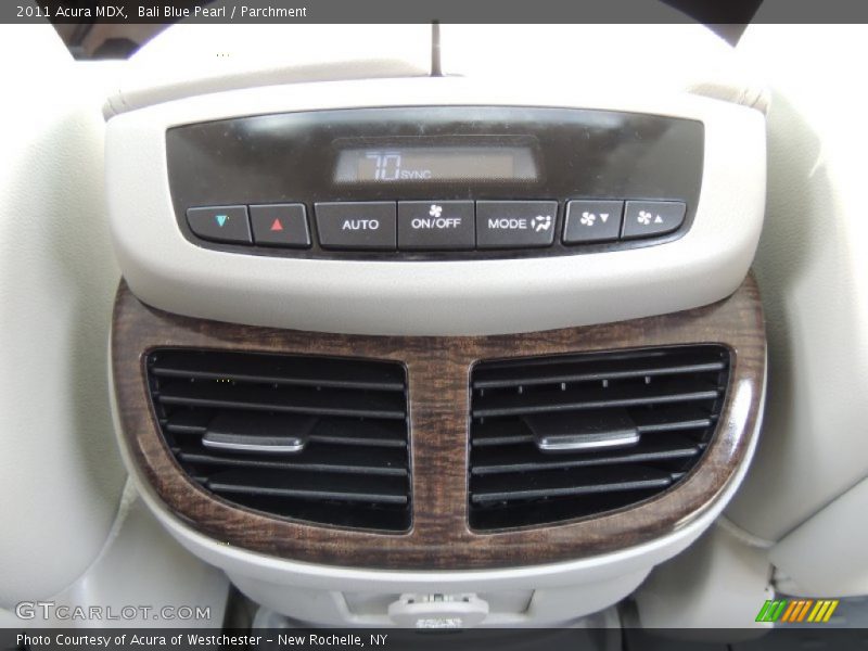 Bali Blue Pearl / Parchment 2011 Acura MDX