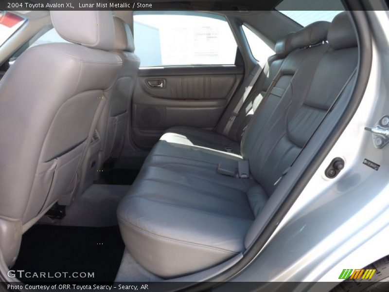 Lunar Mist Metallic / Stone 2004 Toyota Avalon XL