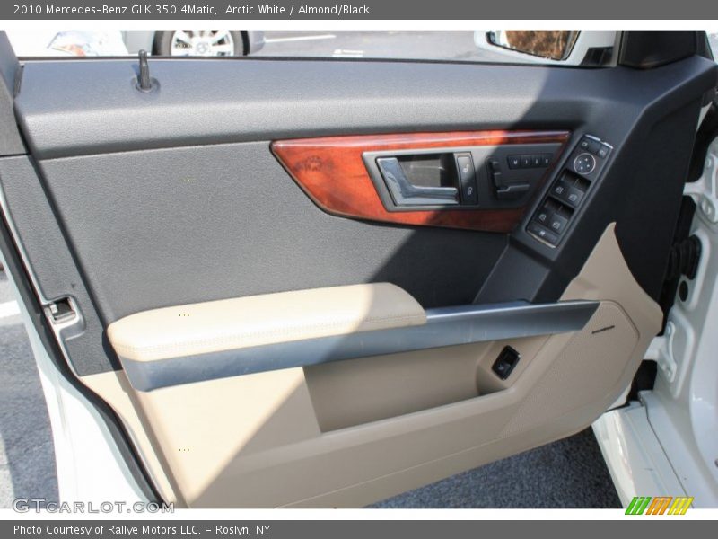 Arctic White / Almond/Black 2010 Mercedes-Benz GLK 350 4Matic