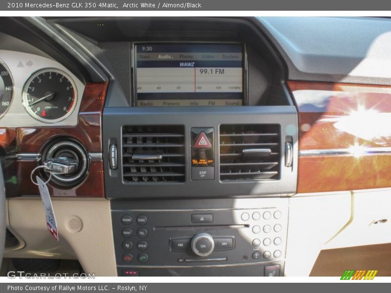 Arctic White / Almond/Black 2010 Mercedes-Benz GLK 350 4Matic