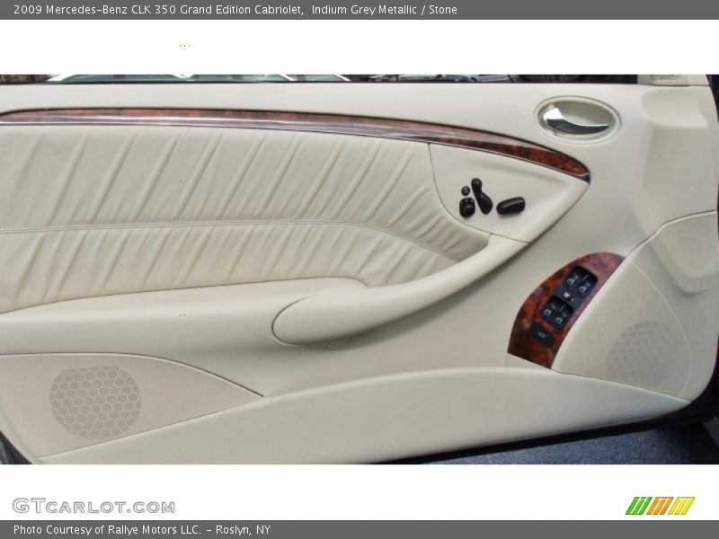 Door Panel of 2009 CLK 350 Grand Edition Cabriolet