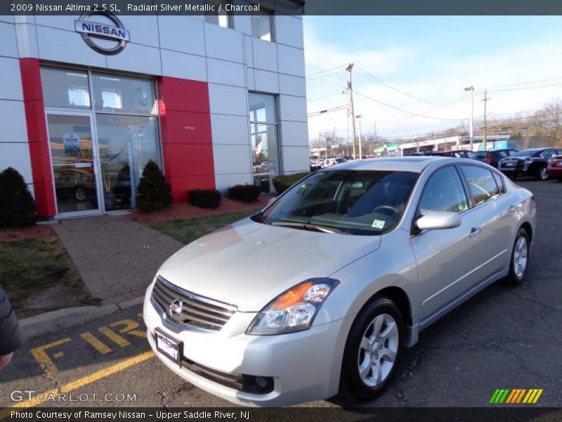 Radiant Silver Metallic / Charcoal 2009 Nissan Altima 2.5 SL