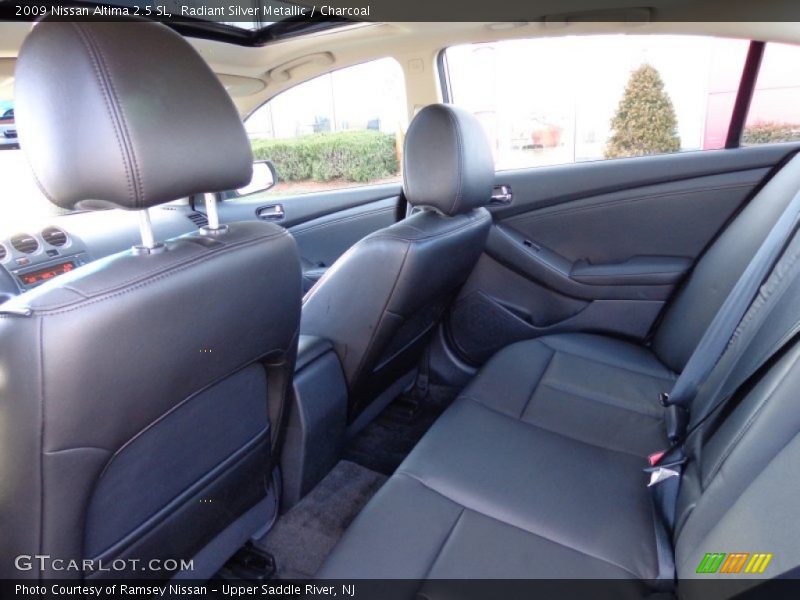 Radiant Silver Metallic / Charcoal 2009 Nissan Altima 2.5 SL