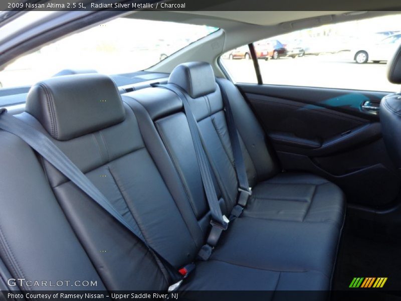 Radiant Silver Metallic / Charcoal 2009 Nissan Altima 2.5 SL