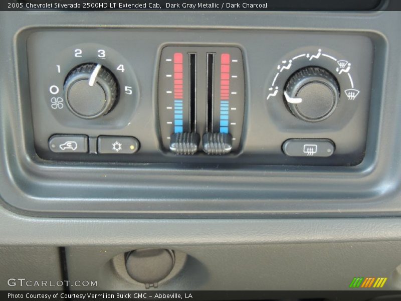 Dark Gray Metallic / Dark Charcoal 2005 Chevrolet Silverado 2500HD LT Extended Cab
