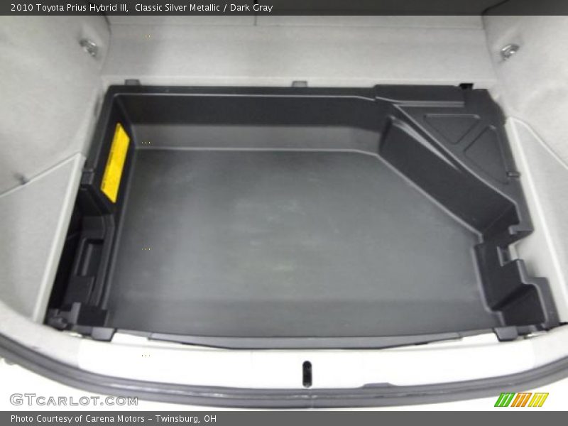 Classic Silver Metallic / Dark Gray 2010 Toyota Prius Hybrid III