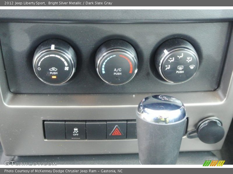 Bright Silver Metallic / Dark Slate Gray 2012 Jeep Liberty Sport