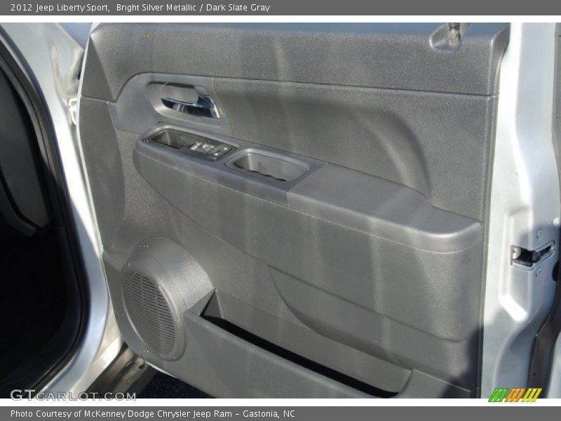 Bright Silver Metallic / Dark Slate Gray 2012 Jeep Liberty Sport