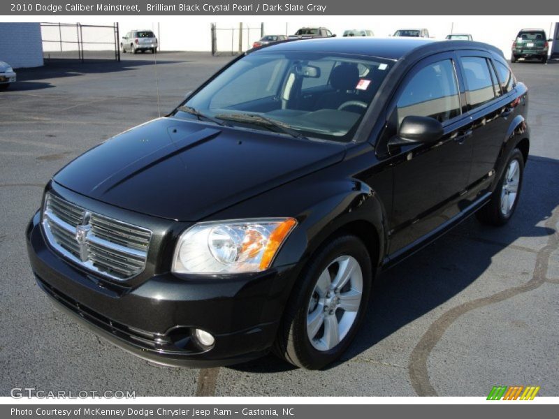 Brilliant Black Crystal Pearl / Dark Slate Gray 2010 Dodge Caliber Mainstreet