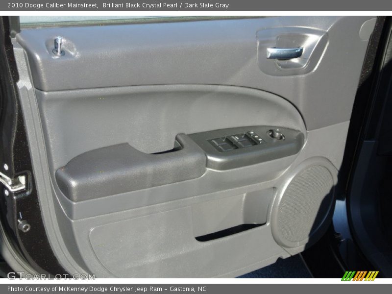 Brilliant Black Crystal Pearl / Dark Slate Gray 2010 Dodge Caliber Mainstreet