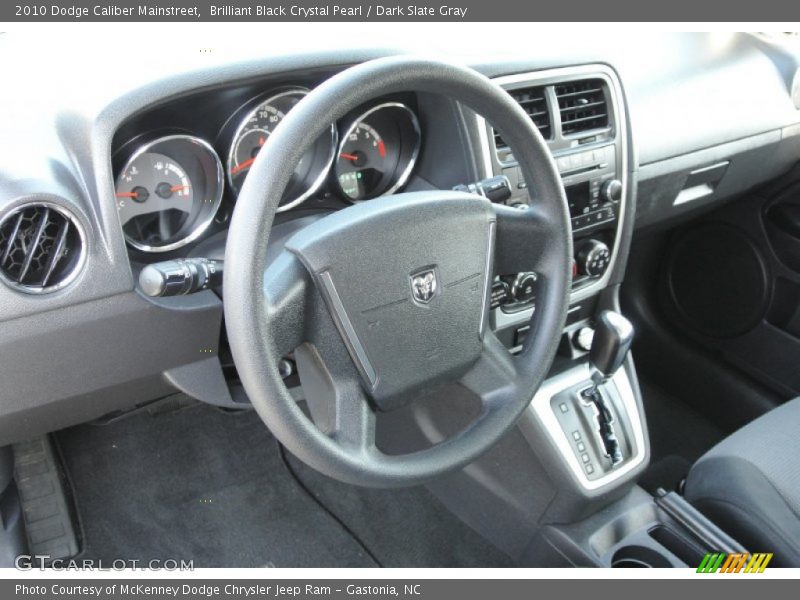 Brilliant Black Crystal Pearl / Dark Slate Gray 2010 Dodge Caliber Mainstreet