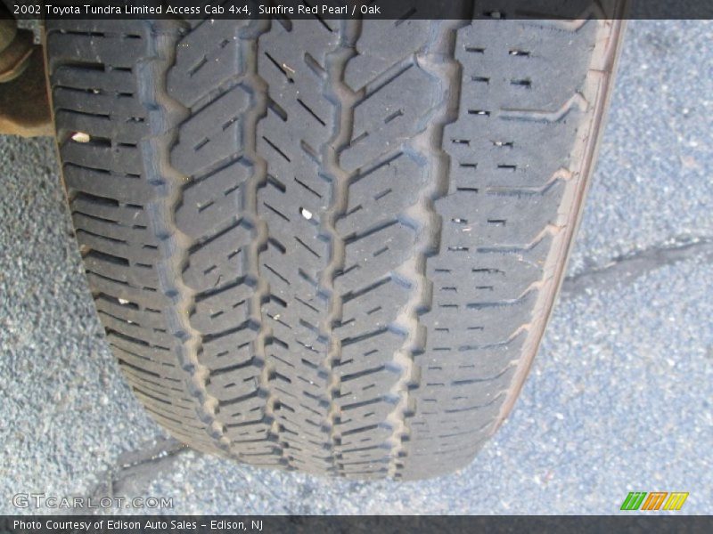 Sunfire Red Pearl / Oak 2002 Toyota Tundra Limited Access Cab 4x4