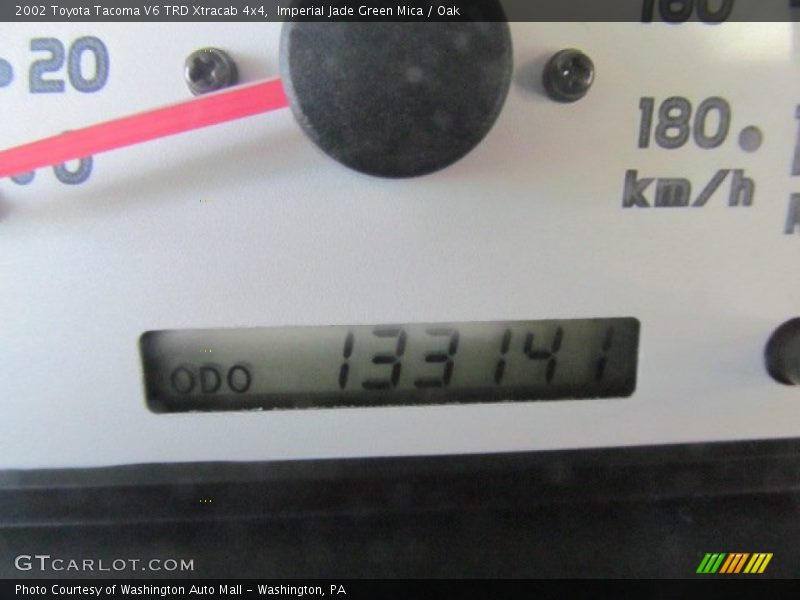 Imperial Jade Green Mica / Oak 2002 Toyota Tacoma V6 TRD Xtracab 4x4