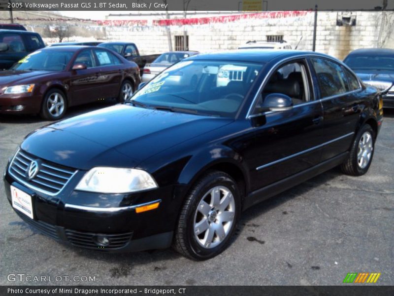 Black / Grey 2005 Volkswagen Passat GLS 1.8T Sedan