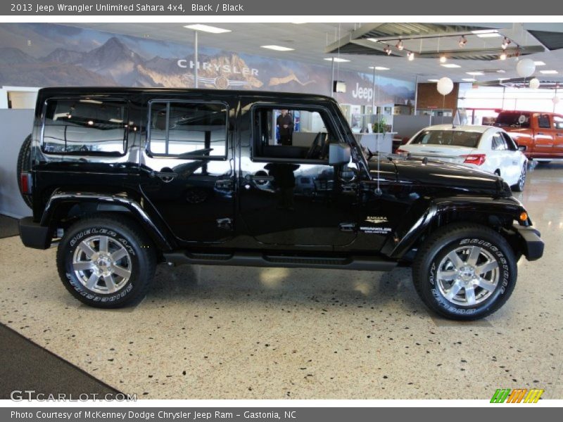 Black / Black 2013 Jeep Wrangler Unlimited Sahara 4x4