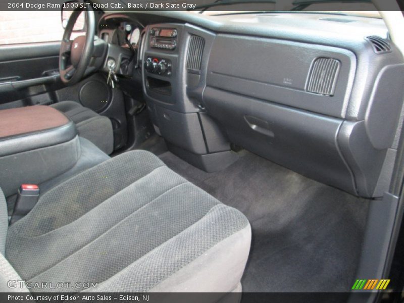Dashboard of 2004 Ram 1500 SLT Quad Cab