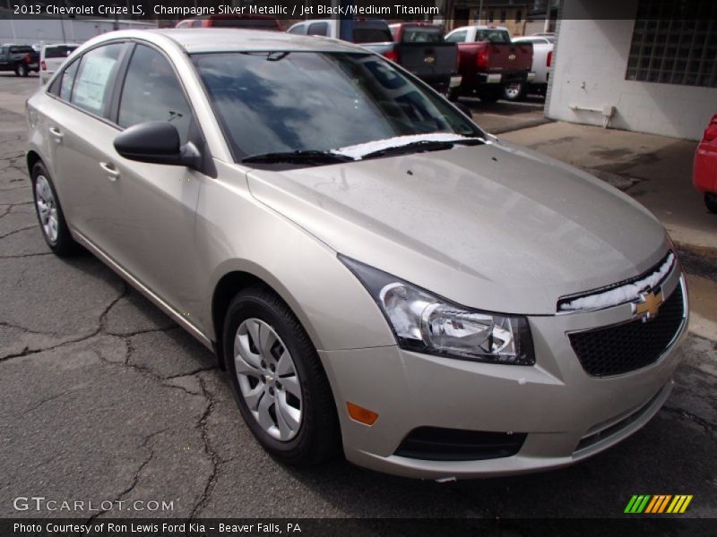 Champagne Silver Metallic / Jet Black/Medium Titanium 2013 Chevrolet Cruze LS