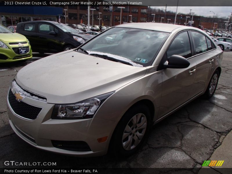 Champagne Silver Metallic / Jet Black/Medium Titanium 2013 Chevrolet Cruze LS