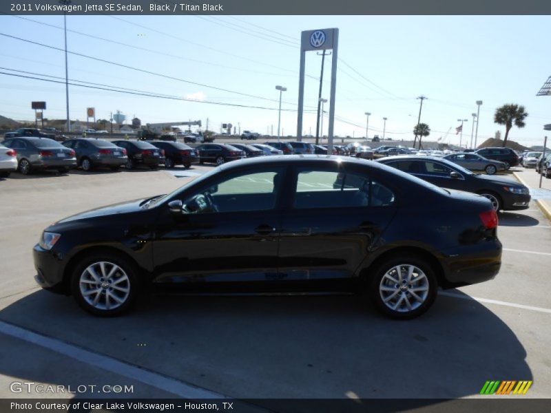 Black / Titan Black 2011 Volkswagen Jetta SE Sedan