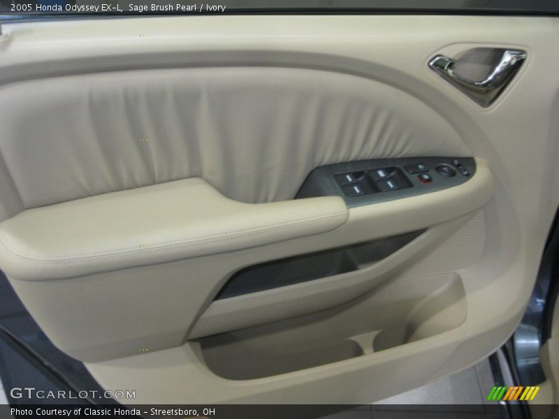 Sage Brush Pearl / Ivory 2005 Honda Odyssey EX-L