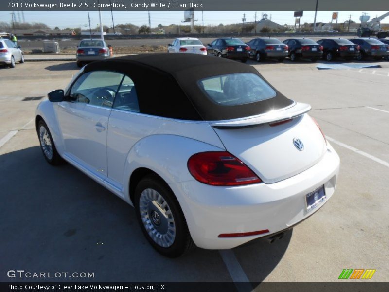 Candy White / Titan Black 2013 Volkswagen Beetle 2.5L Convertible