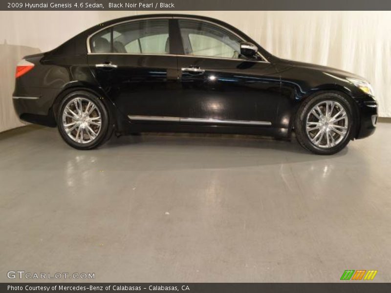 Black Noir Pearl / Black 2009 Hyundai Genesis 4.6 Sedan